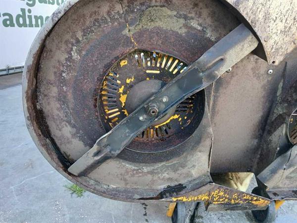 Grote foto walker zeroturn tuin en terras zitmaaiers