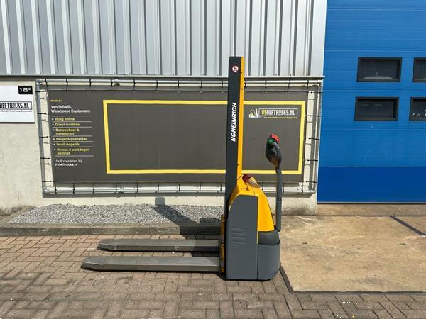 Grote foto vs 22285 elektrische compacte stapelaar jungheinrich 1560mm doe het zelf en verbouw hefwerktuigen