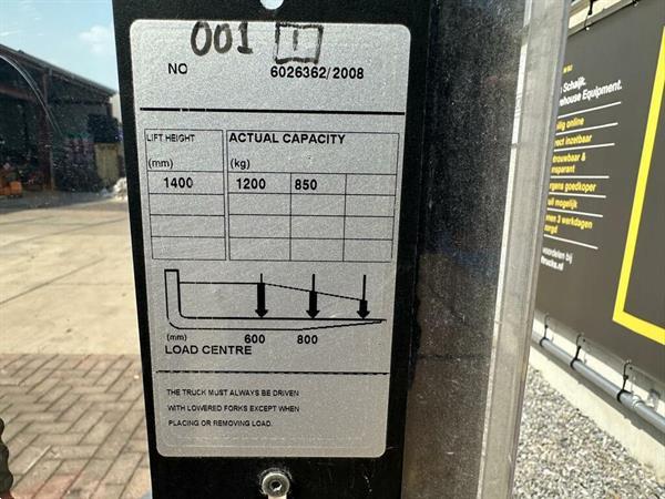 Grote foto vs 22286 elektrische breedspoor stapelaar bt swe120 1.400mm doe het zelf en verbouw hefwerktuigen