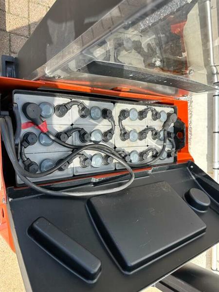 Grote foto vs 22288 elektrische breedspoor stapelaar bt swe120 1.800 mm doe het zelf en verbouw hefwerktuigen