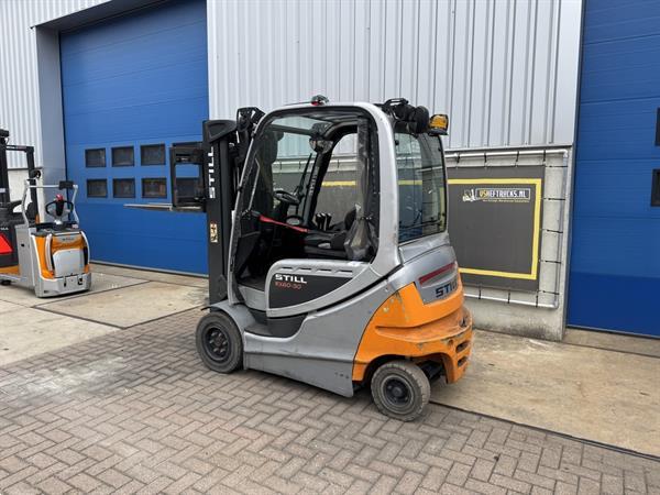 Grote foto vs 22267 elektrische triplex heftruck still rx60 30 container agrarisch heftrucks