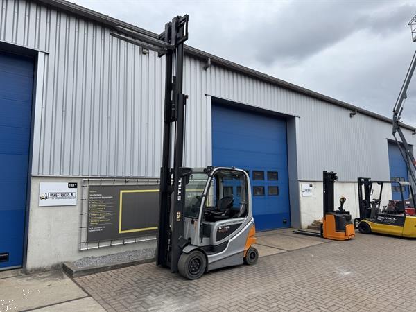 Grote foto vs 22267 elektrische triplex heftruck still rx60 30 container agrarisch heftrucks