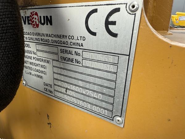 Grote foto everun er08 shovel kniklader agrarisch shovels
