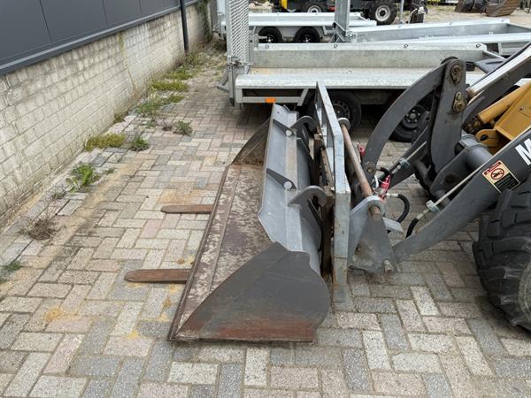 Grote foto everun er08 shovel kniklader agrarisch shovels