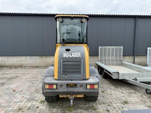 Grote foto everun er08 shovel kniklader agrarisch shovels