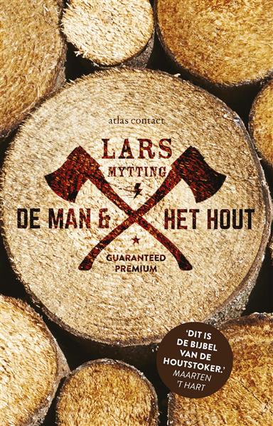 Grote foto de man en het hout boeken hobby en vrije tijd