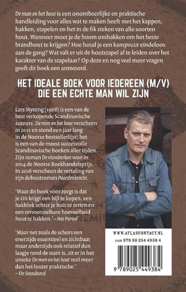 Grote foto de man en het hout boeken hobby en vrije tijd