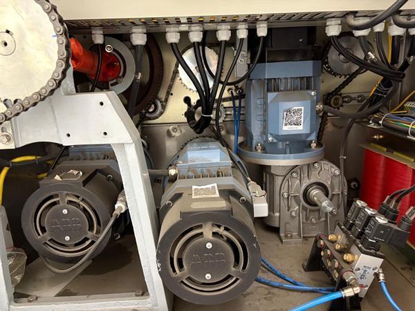 Grote foto ilapak smart flowpackmachine voor trays met inliner agrarisch tuinbouw