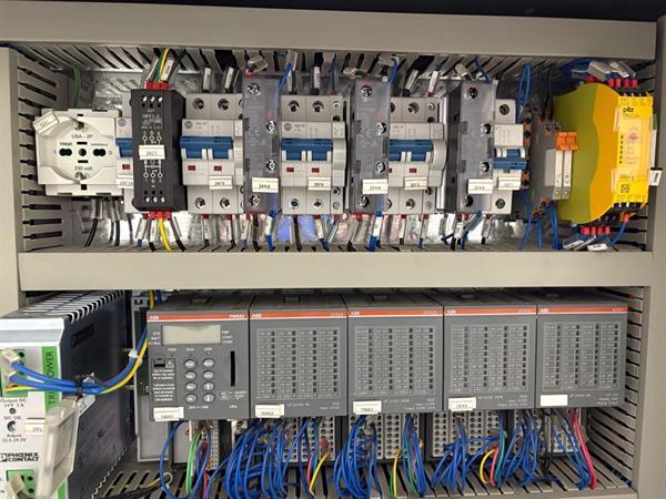 Grote foto ilapak smart flowpackmachine voor trays met inliner agrarisch tuinbouw