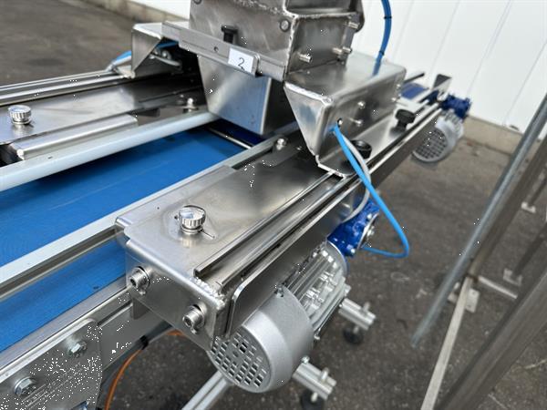 Grote foto manter vp10000 afweegmachine met aweta opvoerband voor cherry tomaten en doosjes vuller agrarisch tuinbouw