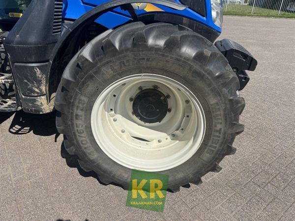 Grote foto new holland t5.110 697302 agrarisch tractoren