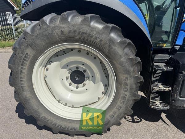 Grote foto new holland t5.110 697302 agrarisch tractoren