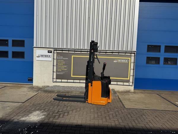 Grote foto vs 22299 elektrische stapelaar still egvs14 4.940mm freelift doe het zelf en verbouw hefwerktuigen