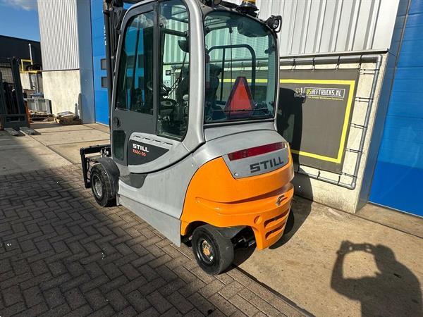 Grote foto vs 22303 elektrische triplex heftruck still rx60 35 weinig uren agrarisch heftrucks