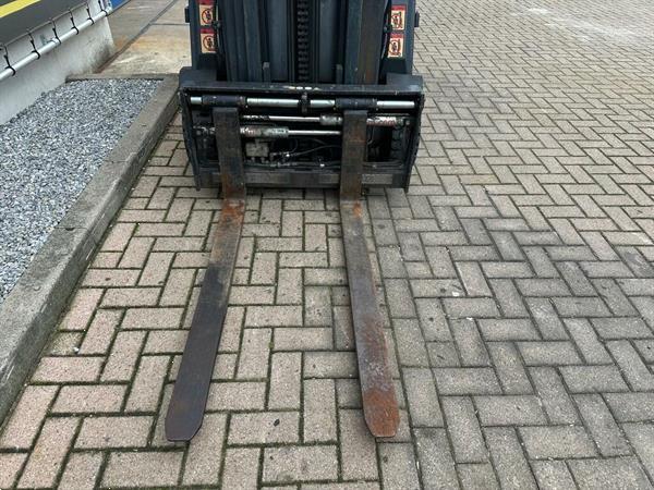 Grote foto vs 22305 lpg triplex container heftruck still r70 16t agrarisch heftrucks