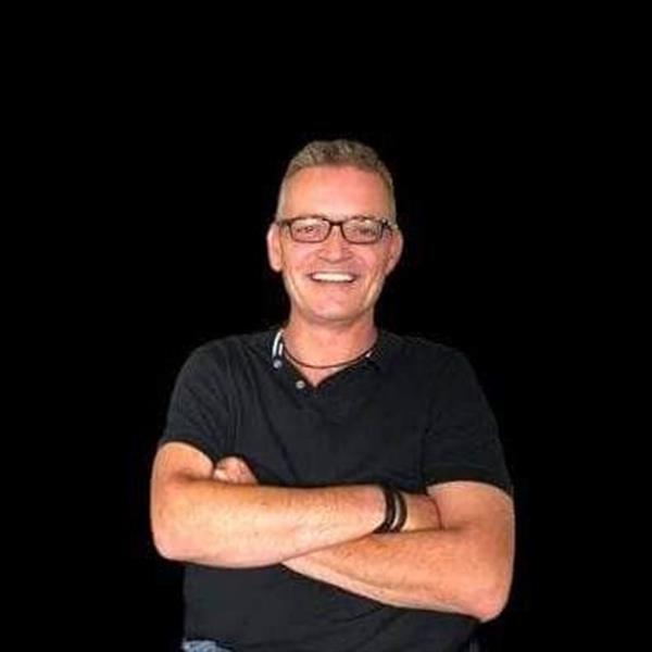 Grote foto leuke vent zoekt jou contacten en berichten man zoekt vrouw