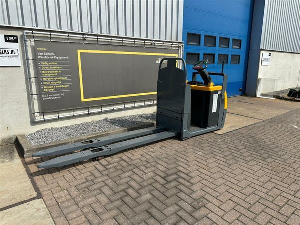 Grote foto vs 22351 elektrische palletwagen jungheinrich ece 225 xl lange lepels doe het zelf en verbouw hefwerktuigen