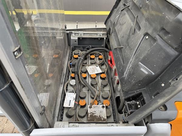 Grote foto vs 22318 elektrische triplex stapelaar still initiele lift 4.266mm doe het zelf en verbouw hefwerktuigen
