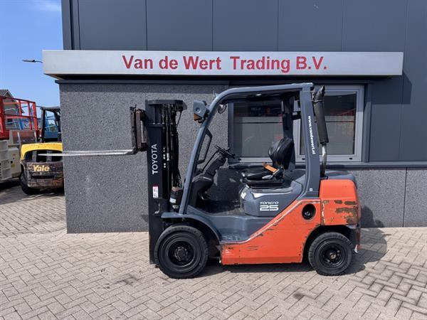Grote foto toyota 02 8fdf25 triplo 430 freelift sideshift diesel 2018 agrarisch heftrucks