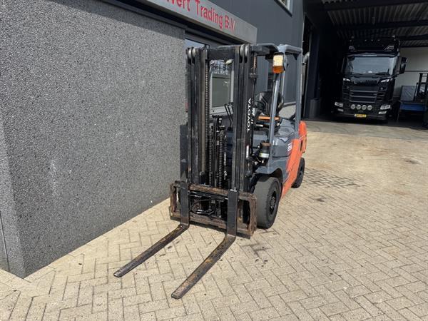 Grote foto toyota 02 8fdf25 triplo 430 freelift sideshift diesel 2018 agrarisch heftrucks