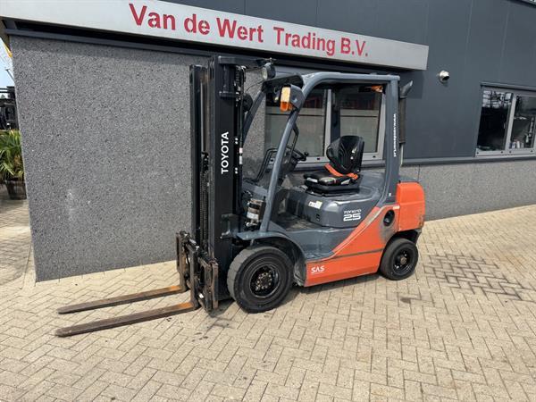 Grote foto toyota 02 8fdf25 triplo 470 freelift sideshift diesel 2018 agrarisch heftrucks