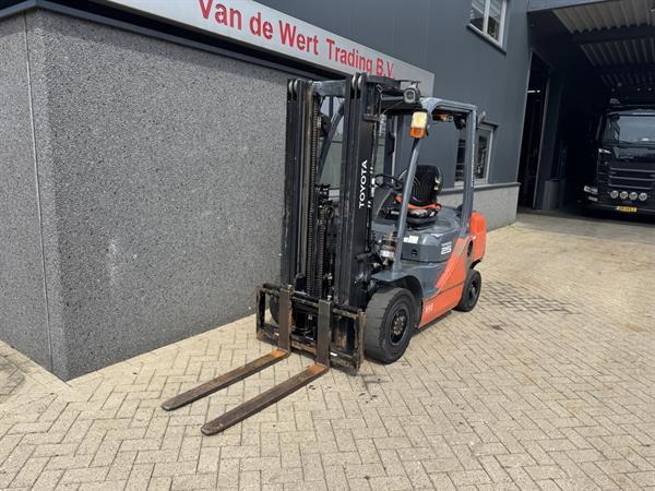 Grote foto toyota 02 8fdf25 triplo 470 freelift sideshift diesel 2018 agrarisch heftrucks