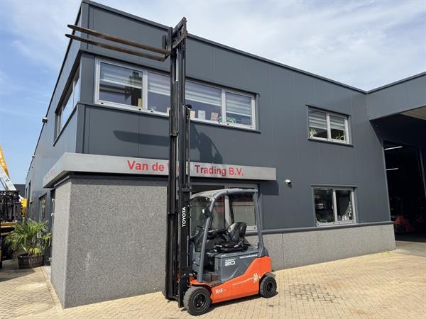 Grote foto toyota 8fbm20t triplo 470 freelift sideshift elektrisch 2017 6560hours agrarisch heftrucks