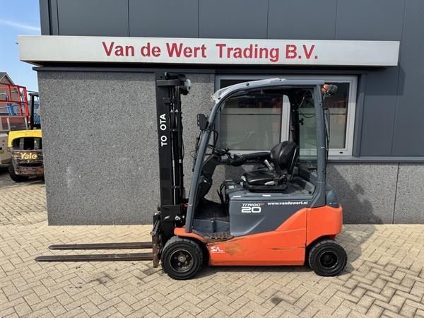 Grote foto toyota 8fbm20t triplo 470 freelift sideshift elektrisch 2017 6145hours agrarisch heftrucks