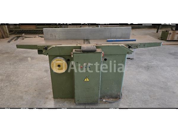 Grote foto schaafmachine en jointer van het merk jaroma doe het zelf en verbouw ijzerwaren en bevestigingsmiddelen