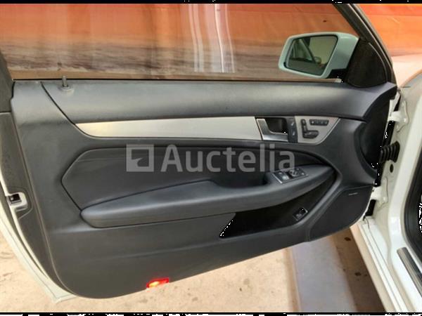 Grote foto mercedes benz amg c250 amg automaat 2013 doe het zelf en verbouw overige doe het zelf en verbouw