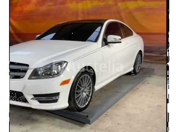 Grote foto mercedes benz amg c250 amg automaat 2013 doe het zelf en verbouw overige doe het zelf en verbouw