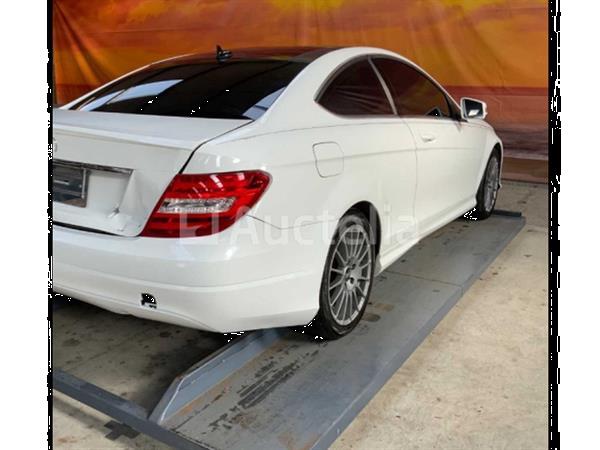 Grote foto mercedes benz amg c250 amg automaat 2013 doe het zelf en verbouw overige doe het zelf en verbouw