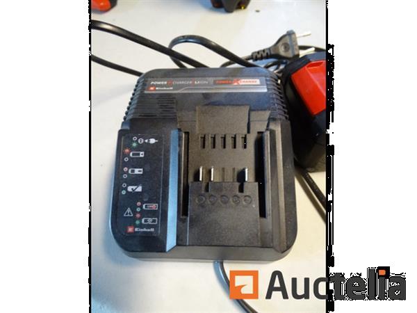 Grote foto einhell oplader 2 einhell 4 ah accu 18 v doe het zelf en verbouw overige doe het zelf en verbouw