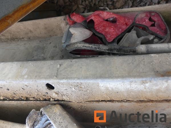 Grote foto dubbelassige aanhangwagen pvc silo en geluid container agrarisch aanhangwagens