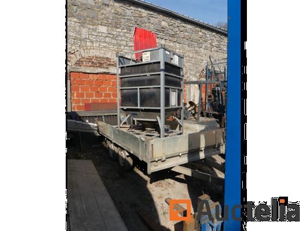 Grote foto dubbelassige aanhangwagen pvc silo en geluid container agrarisch aanhangwagens