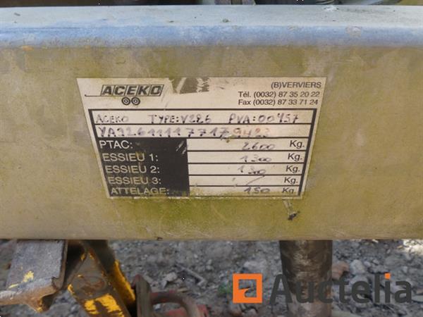 Grote foto dubbelassige aanhangwagen pvc silo en geluid container agrarisch aanhangwagens