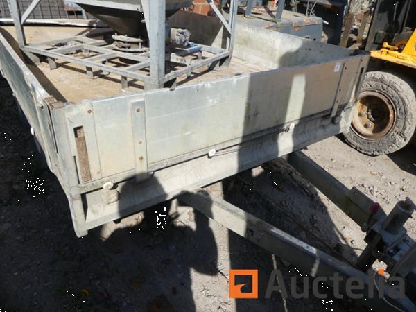 Grote foto dubbelassige aanhangwagen pvc silo en geluid container agrarisch aanhangwagens