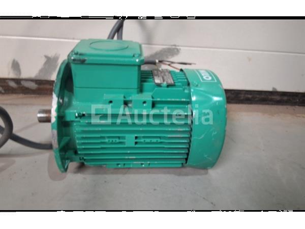 Grote foto wilo elektromotor q2e fa 90l4c 90 n doe het zelf en verbouw overige doe het zelf en verbouw
