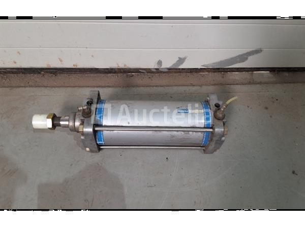 Grote foto festo pneumatische cilinder doe het zelf en verbouw overige doe het zelf en verbouw