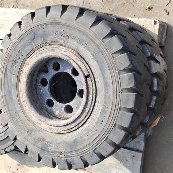 Grote foto heftruckbanden 18x7 8 16x6 8 6.50 10 8.25 15 6.5 agrarisch wielen