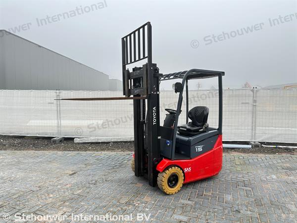 Grote foto toyota 7fbest15 elektro heftruck 1.5 tons elektrische vorkheftruck agrarisch heftrucks