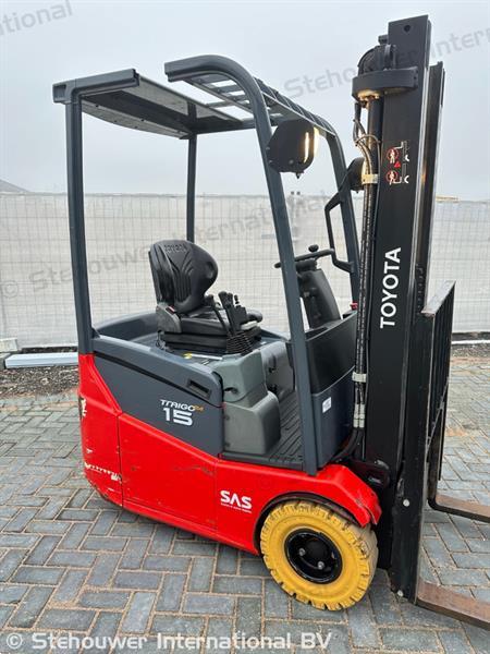 Grote foto toyota 7fbest15 elektro heftruck 1.5 tons elektrische vorkheftruck agrarisch heftrucks