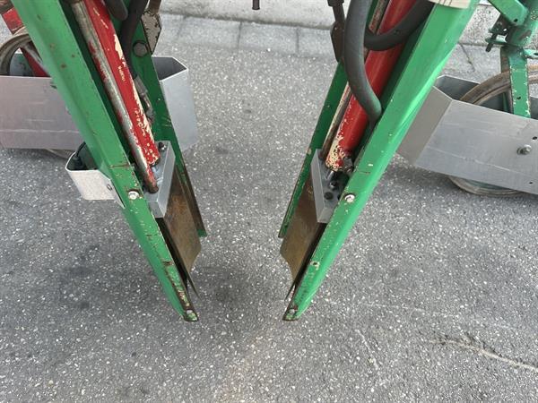 Grote foto ezendam struiken bomen rooimachine steekmachine agrarisch oogstmachines