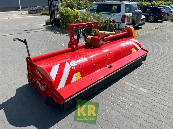 Grote foto ducker um 30399 agrarisch maaiers