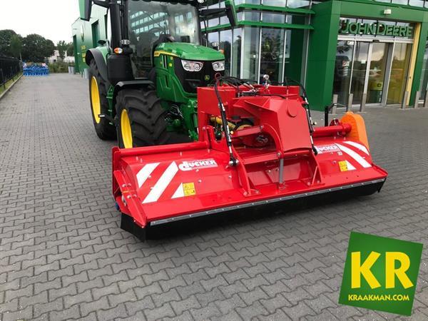Grote foto ducker um 31159 agrarisch maaiers