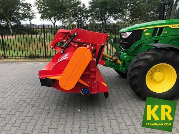 Grote foto ducker um 31159 agrarisch maaiers