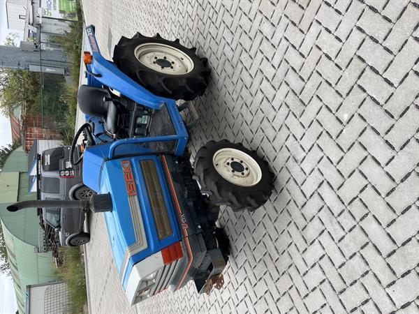 Grote foto iseki ta210 agrarisch tractoren