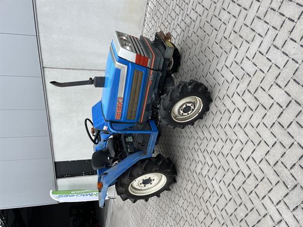 Grote foto iseki ta210 agrarisch tractoren