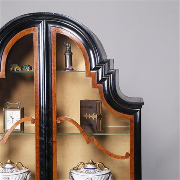 Grote foto art deco vitrine noten met wortelnoten en zwart gepolitoerde accenten no.311005 antiek en kunst stoelen en banken