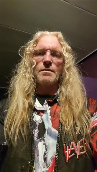 Grote foto mn zoekt sexpartner contacten en berichten man zoekt vrouw